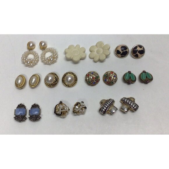 Lot Of 10 Vintage Clip On Earrings Beaded Rhinestone Pearl - Picture 1 of 9